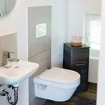 - Haus Am Sonnenhang Appartement *