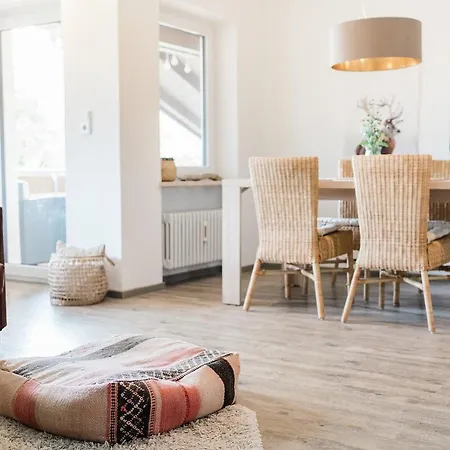 - Haus Am Sonnenhang * Wertach